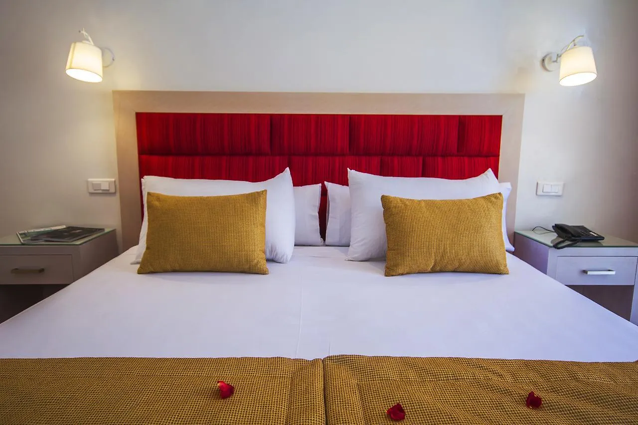 Hotel Racine Marakeş Fas